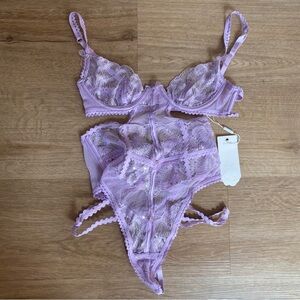 FOR LOVE AND LEMONS Shell Sequin Teddy